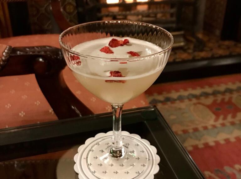 Cocktail: Palé White Lady