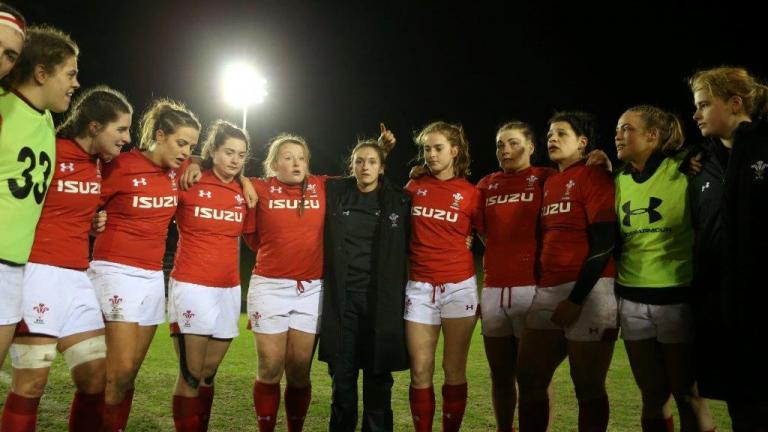 Gales en 20 años los jugadores de rugby de mujeres