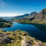 Der See LLyn Glaslyn im Snowdonia Nationalpark.